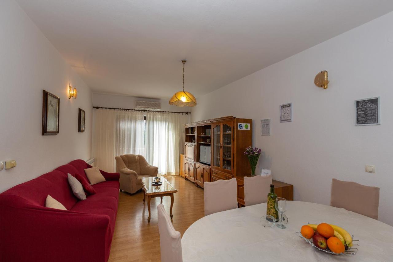 Apartments Tolic บีโอกราดนาโมรู ภายนอก รูปภาพ